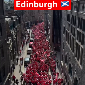 Rot Weiss Essen Fanmarsch durch Edinburgh