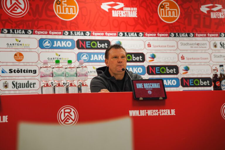 Pressekonferenz vor Regensburg – Rot-Weiss Essen