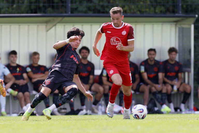 Unter Ausschluss der Öffentlichkeit: RWE testet beim TSV Meerbusch – Rot-Weiss Essen
