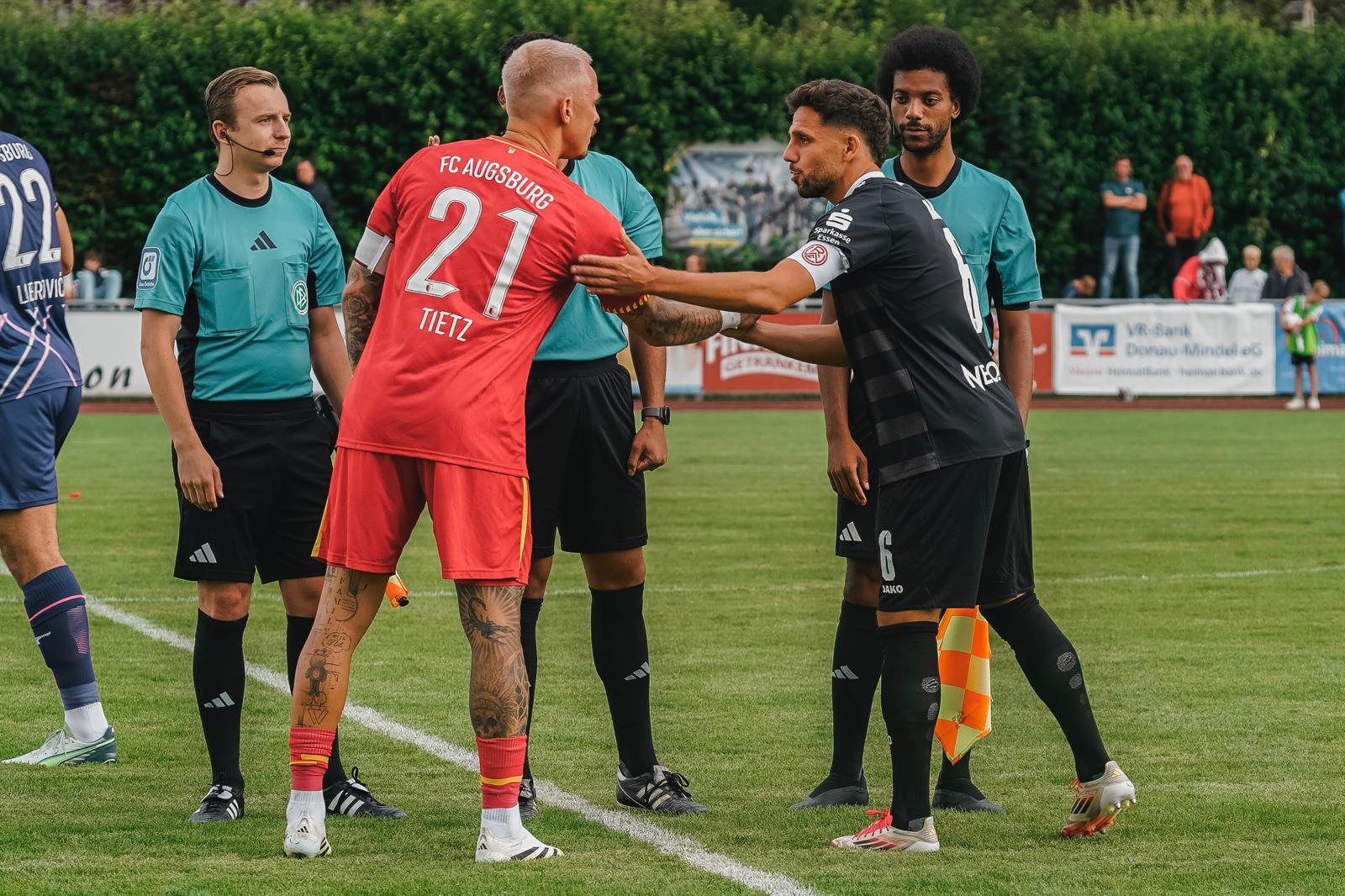 Intensiver RWE-Doppeltest: Sieg und Niederlage gegen Augsburg – Rot-Weiss Essen