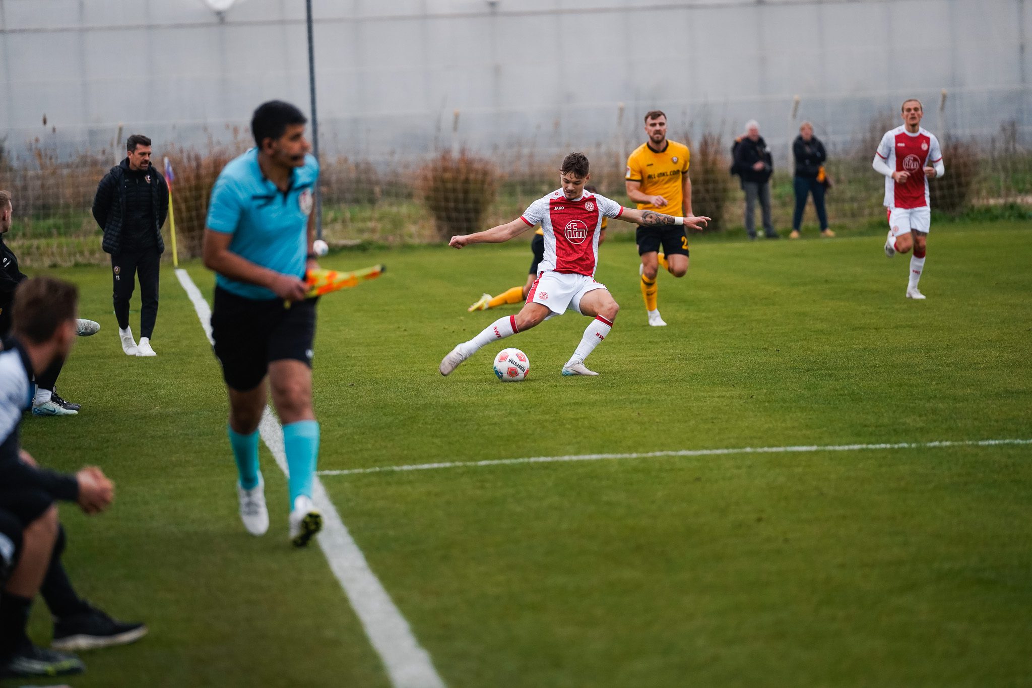 1:1 gegen Dresden mit Premierentor von Danny Schmidt – Rot-Weiss Essen