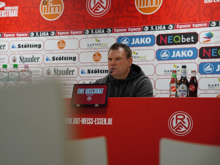 PK mit Uwe Koschinat vor Ingolstadt – Rot-Weiss Essen