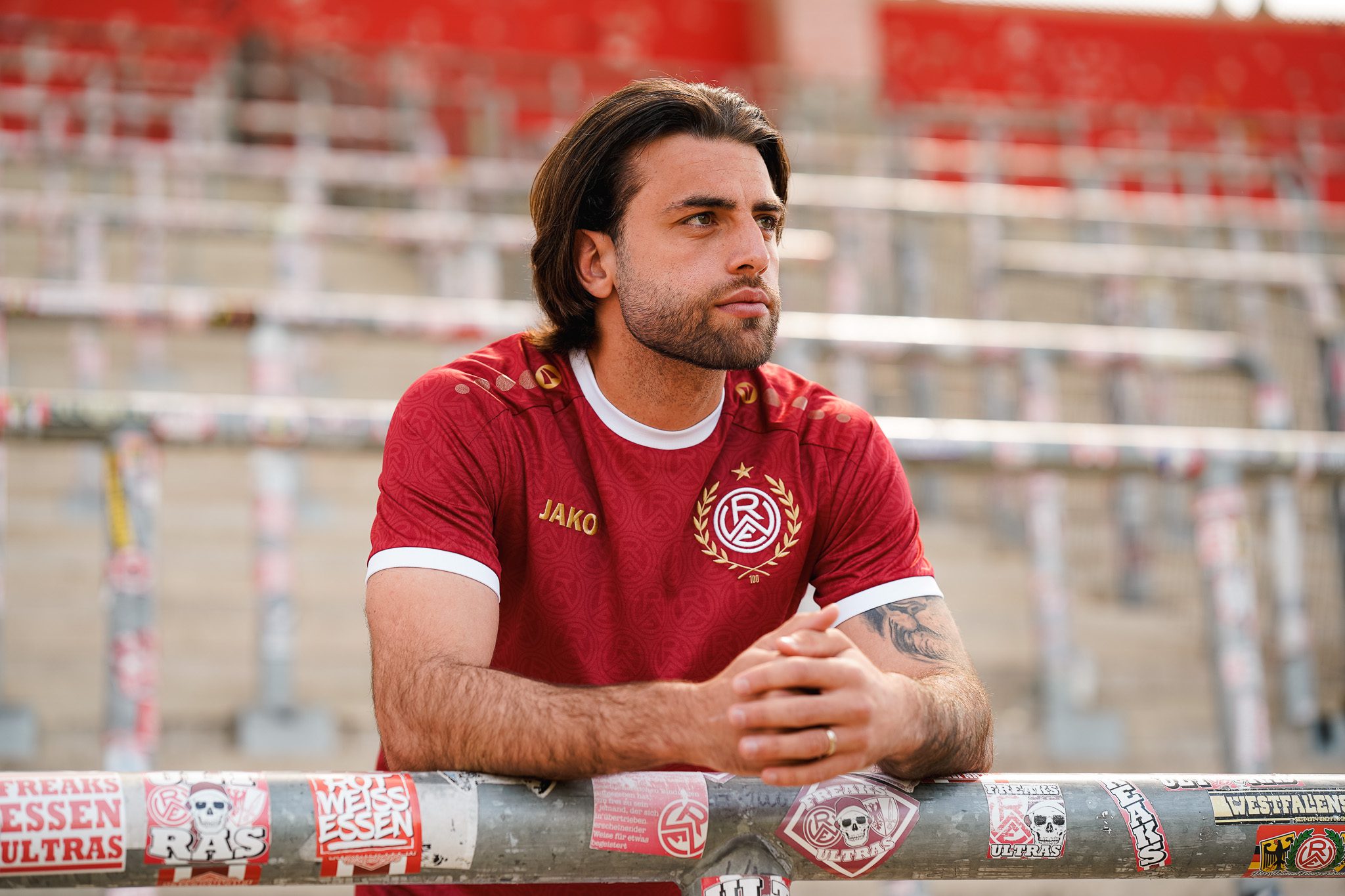 100 Jahre Vereinswappen: RWE spielt gegen Verl im Sondertrikot – Rot-Weiss Essen