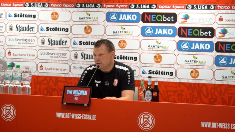 Pressekonferenz vor Oberhausen – Rot-Weiss Essen