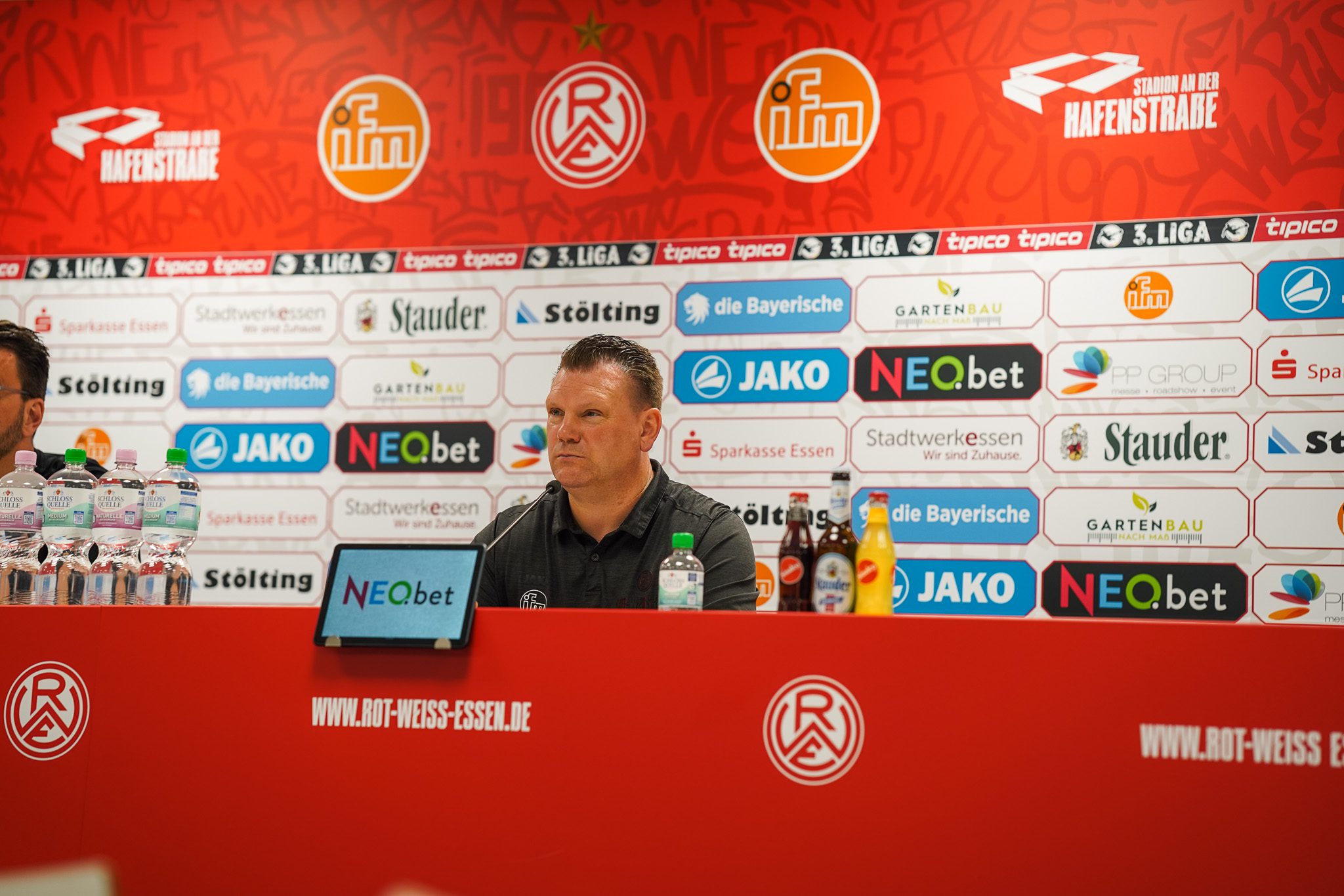 Pressekonferenz vor Cottbus – Rot-Weiss Essen