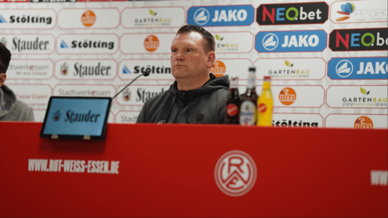 Pressekonferenz vor Havelse – Rot-Weiss Essen
