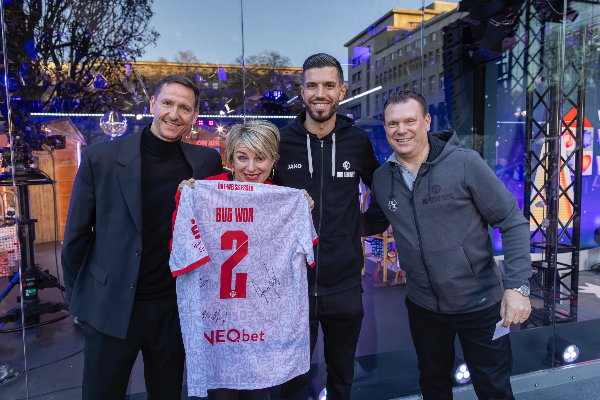RWE beim WDR2 Weihnachtswunder am Essener Burgplatz – Rot-Weiss Essen