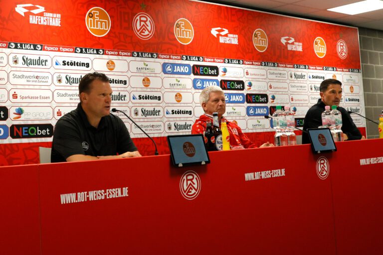 Nach Remis gegen 1860: Pressekonferenz mit Uwe Koschinat – Rot-Weiss Essen