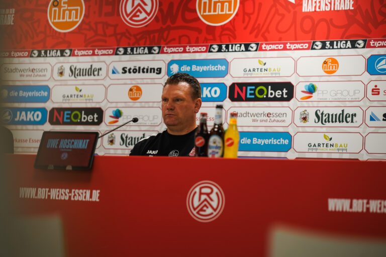 Pressekonferenz vor Saarbrücken – Rot-Weiss Essen