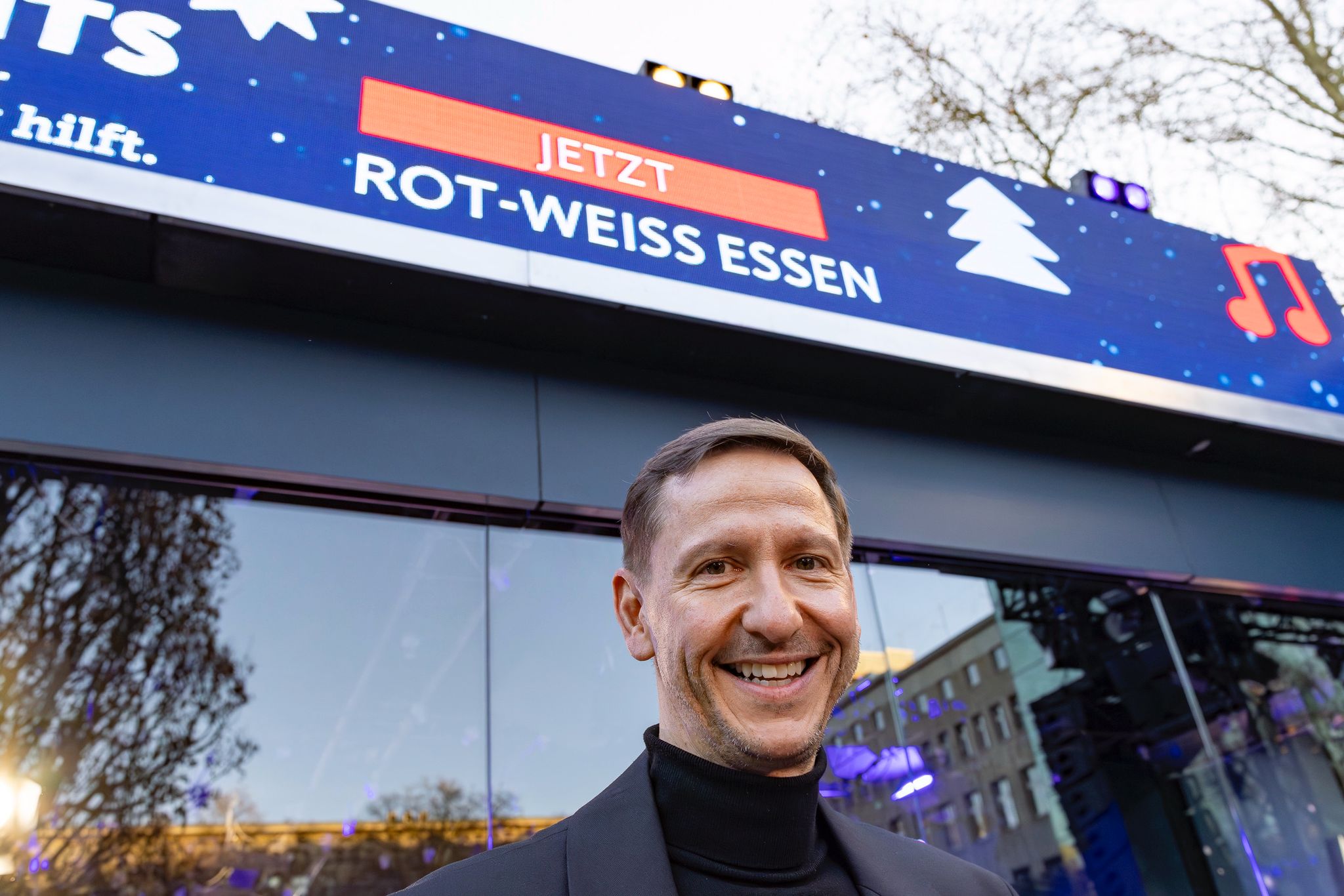 RWE beim WDR2 Weihnachtswunder am Essener Burgplatz – Rot-Weiss Essen