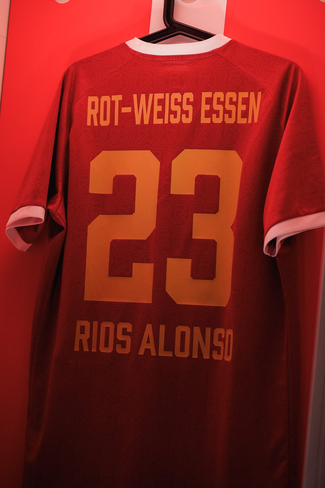 100 Jahre Vereinswappen: RWE spielt gegen Verl im Sondertrikot – Rot-Weiss Essen