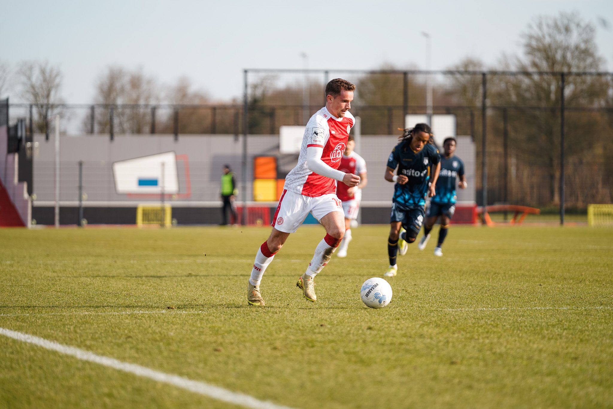 RWE unterliegt Heracles Almelo im Testspiel mit 1:2 – Rot-Weiss Essen