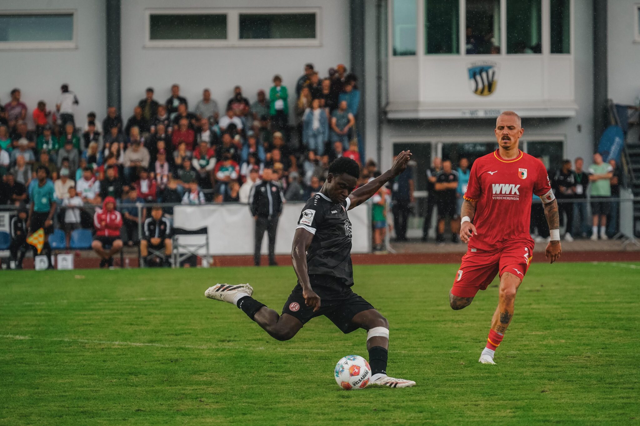 Intensiver RWE-Doppeltest: Sieg und Niederlage gegen Augsburg – Rot-Weiss Essen