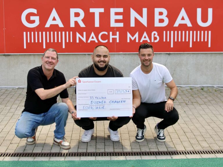 ESSENER CHANCEN: Gartenbau spendet für 33 Heimtore – Rot-Weiss Essen