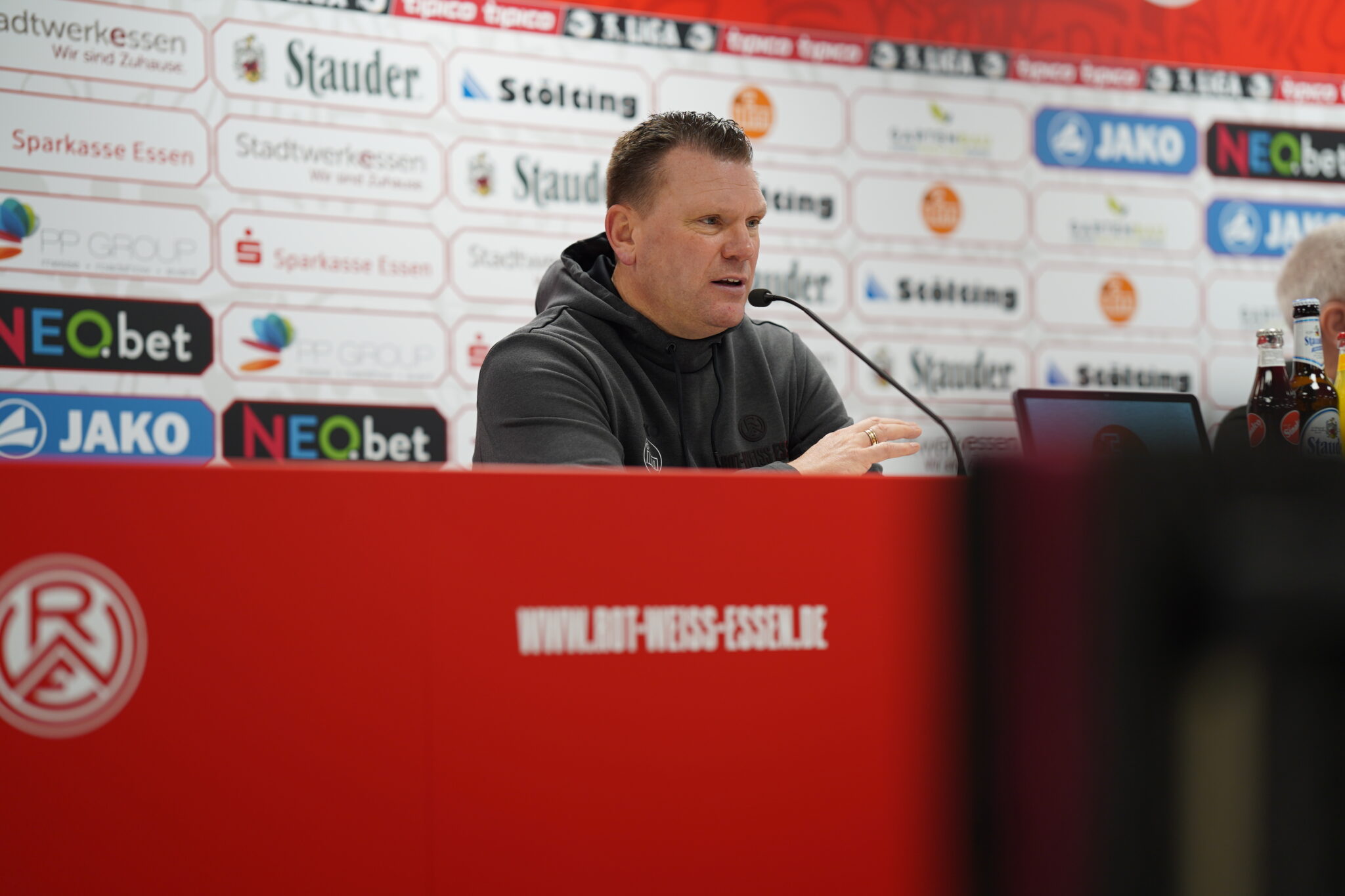 Pressekonferenz nach Havelse – Rot-Weiss Essen