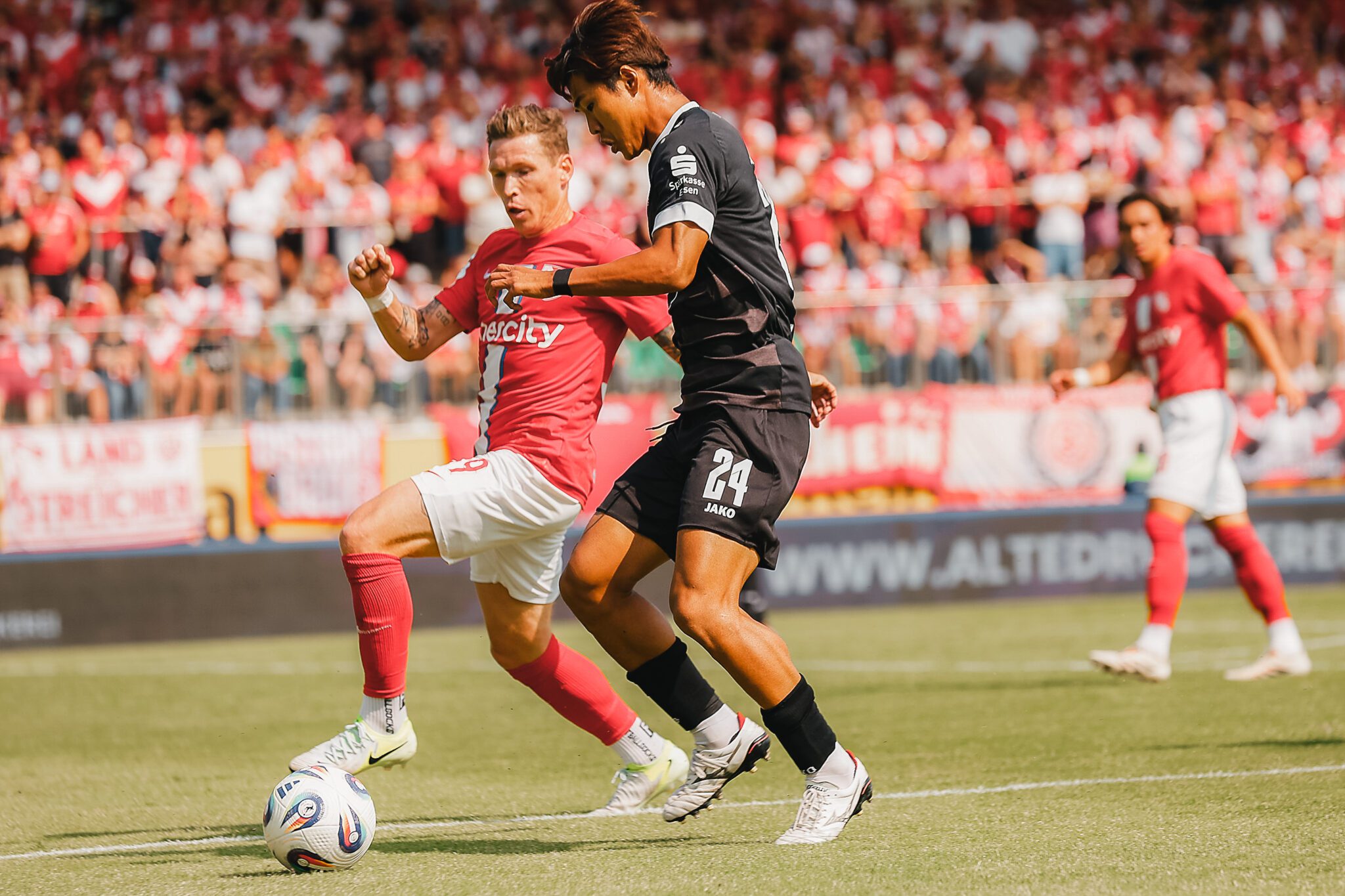 Spektakulärer Fallrückzieher entreißt RWE Auswärtserfolg – Rot-Weiss Essen