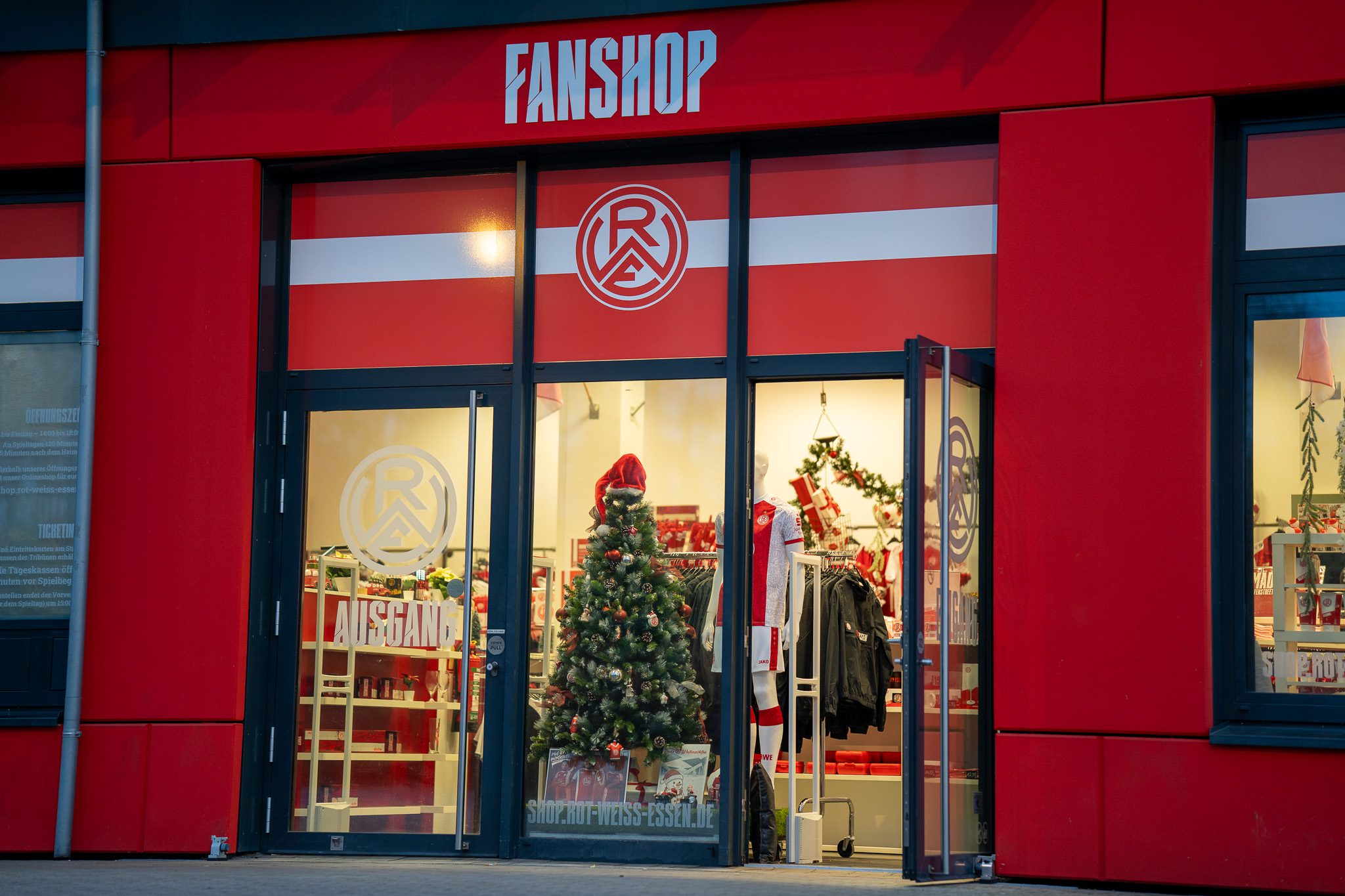 Fanshop: Zusätzliche Öffnungszeiten vor Weihnachten – Rot-Weiss Essen