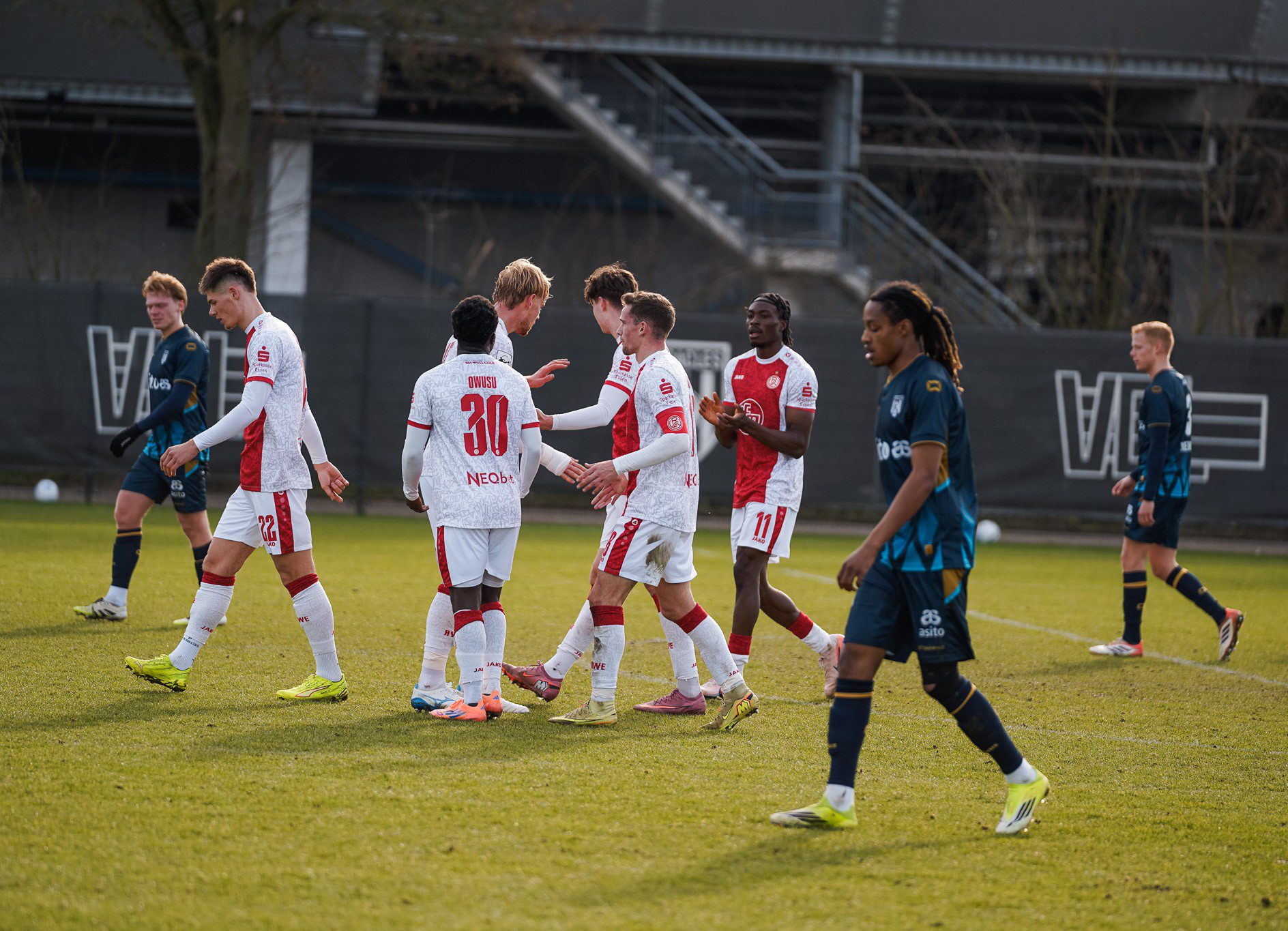 RWE unterliegt Heracles Almelo im Testspiel mit 1:2 – Rot-Weiss Essen