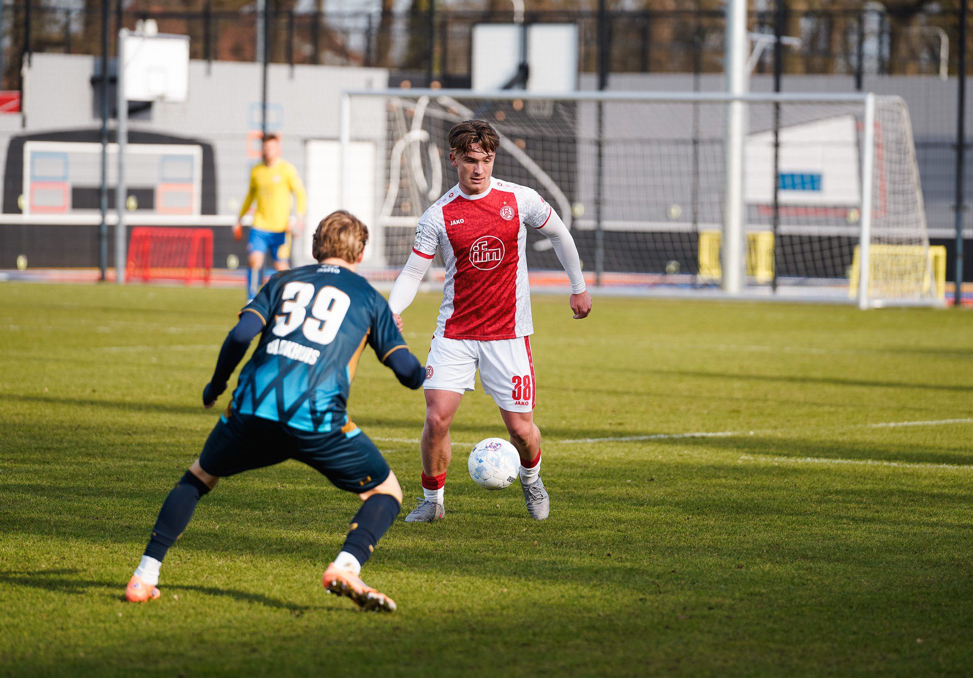 RWE unterliegt Heracles Almelo im Testspiel mit 1:2 – Rot-Weiss Essen