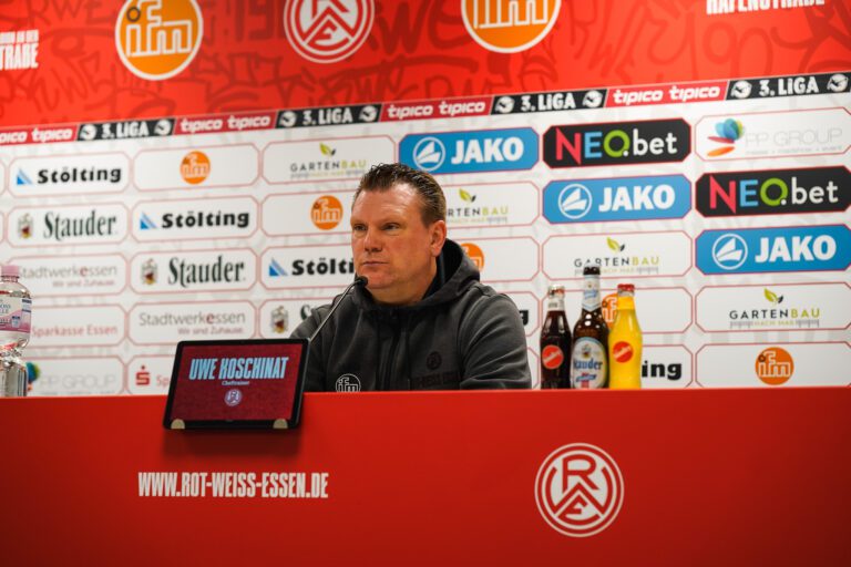 Pressekonferenz vor Aachen – Rot-Weiss Essen