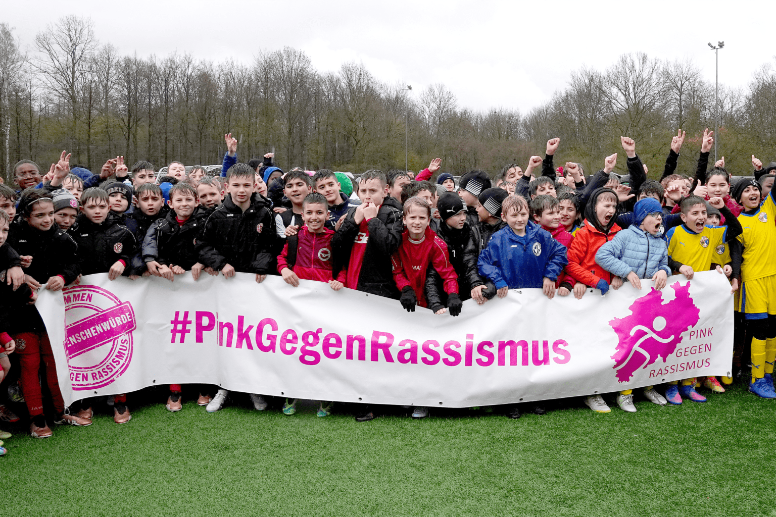 Pink gegen Rassismus am FÖRDERWERK – Rot-Weiss Essen