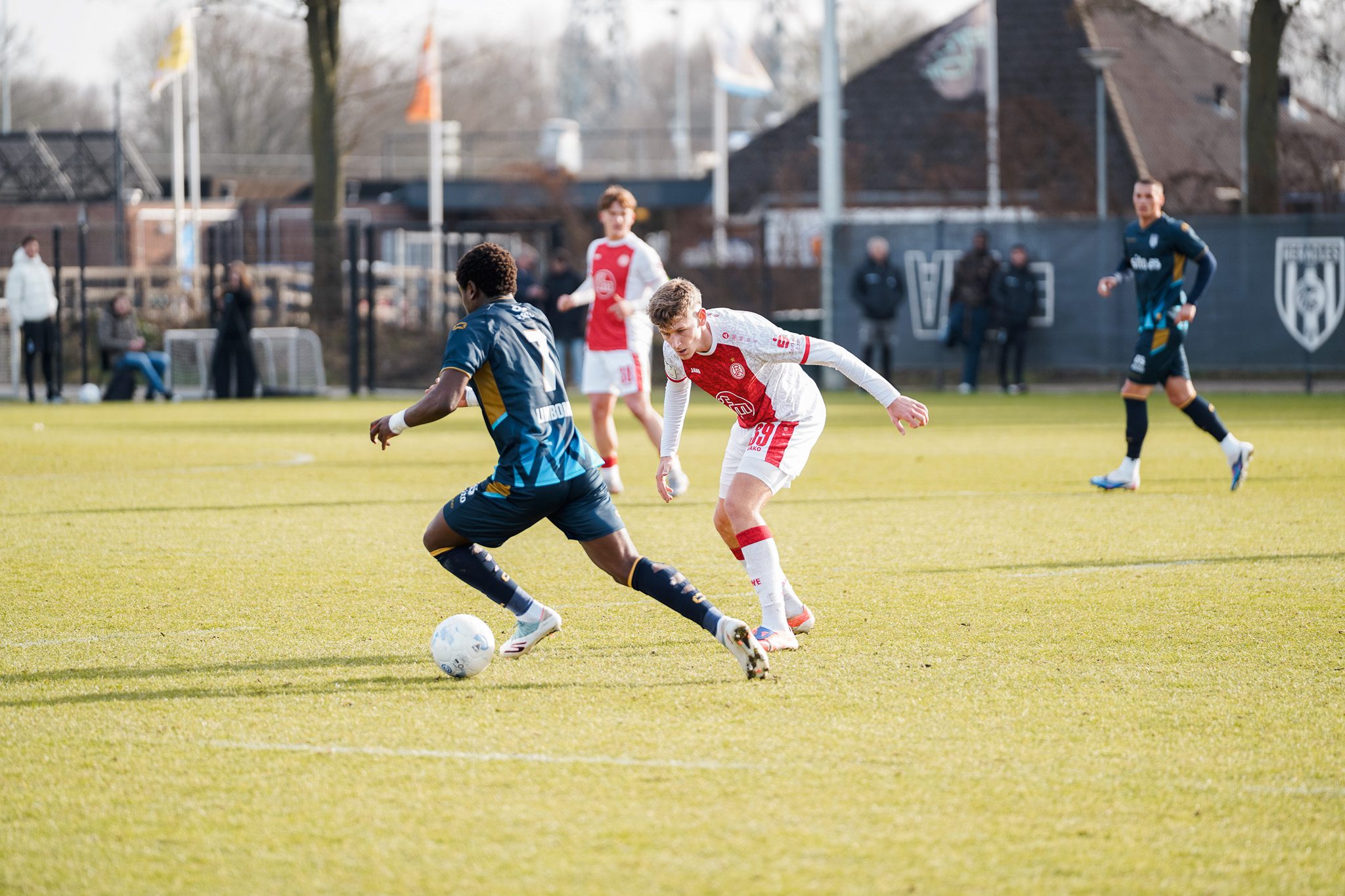 RWE unterliegt Heracles Almelo im Testspiel mit 1:2 – Rot-Weiss Essen