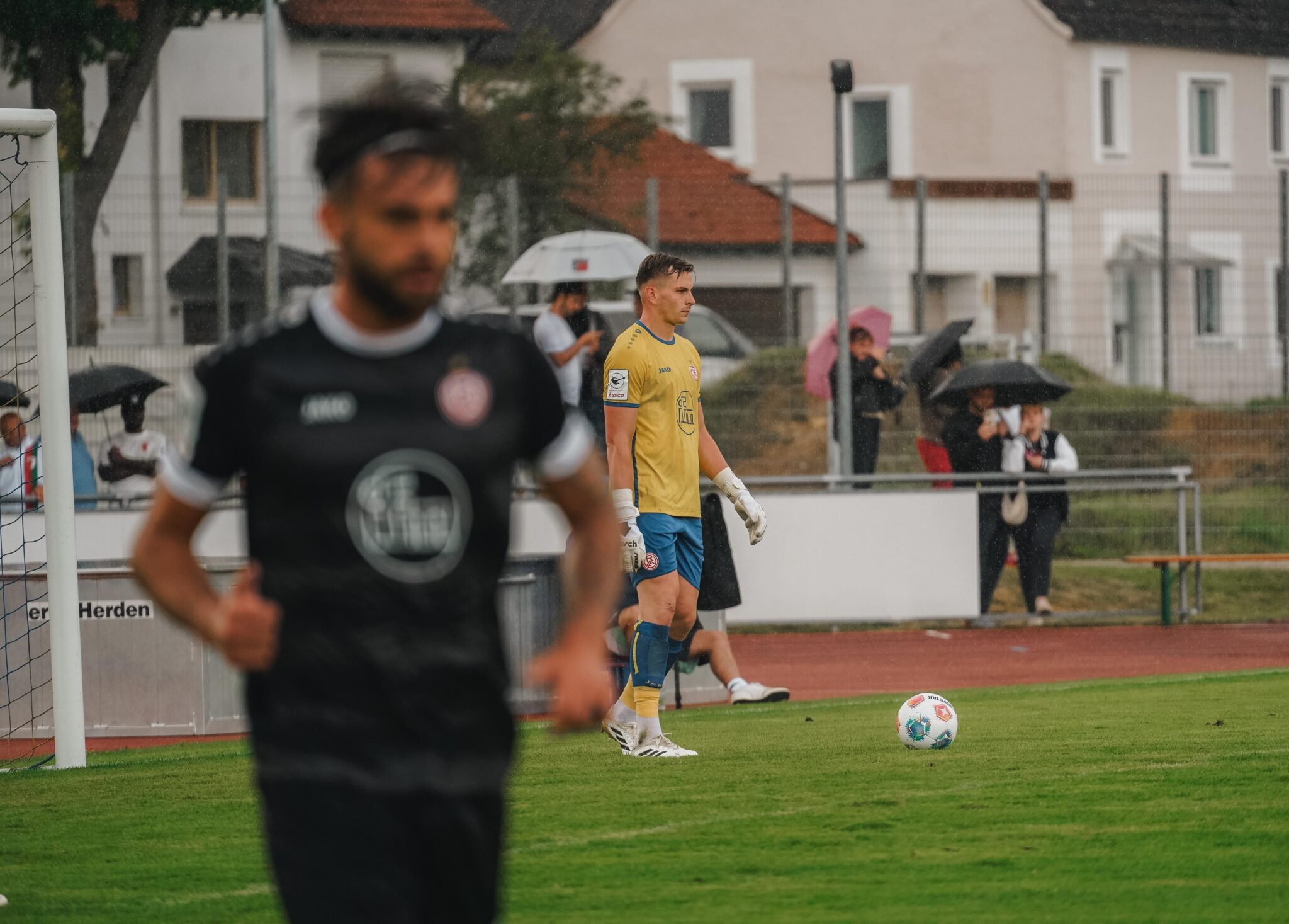 Intensiver RWE-Doppeltest: Sieg und Niederlage gegen Augsburg – Rot-Weiss Essen