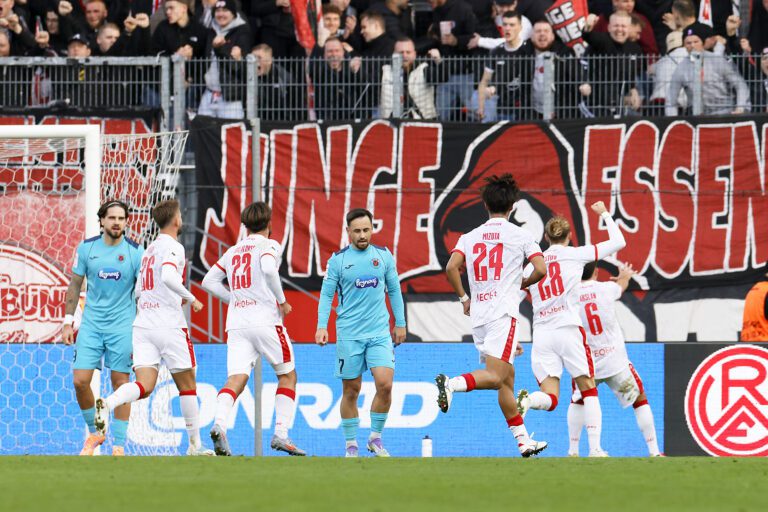 Arslan-Treffer macht gegen Viktoria den Unterschied – Rot-Weiss Essen Arslan-Treffer macht gegen Viktoria den Unterschied – Rot-Weiss Essen