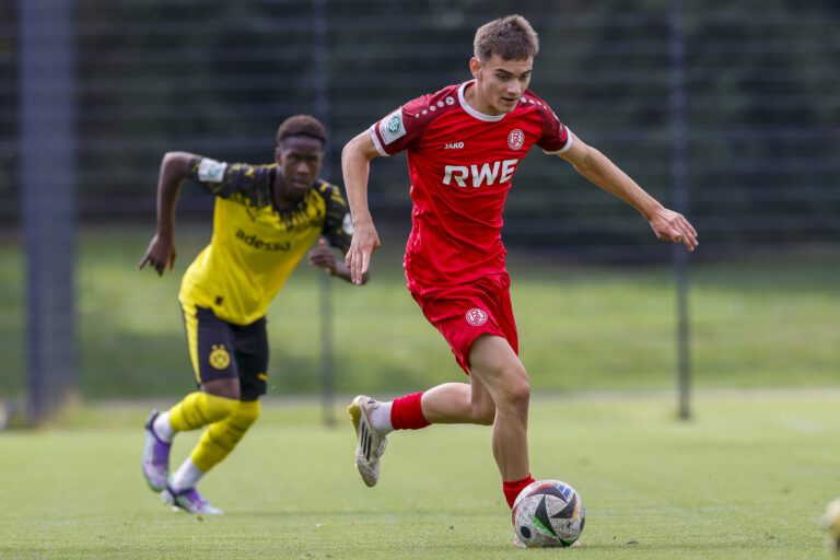 Grembowietz: BVB eine Klasse für sich – Rot-Weiss Essen Grembowietz: BVB eine Klasse für sich – Rot-Weiss Essen