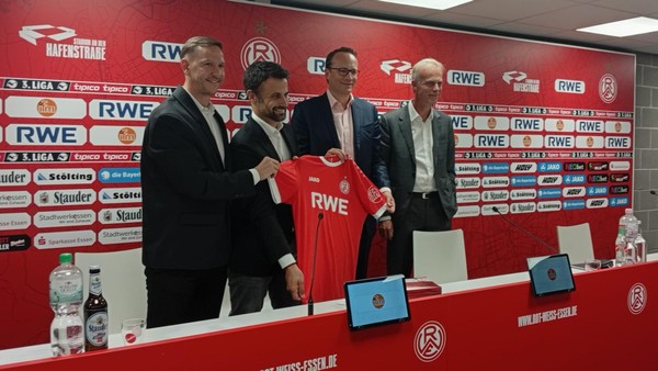 Mehr Rot und Straßenmuster: So sieht das neue RWE-Heimtrikot aus