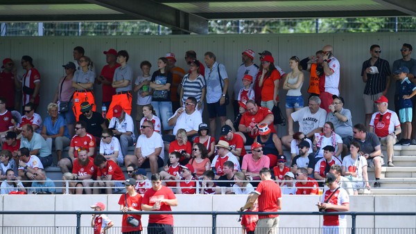 RWE: „Dann klappt‘s auch mit den Bayern“ – Fans feiern neuen Essener Hauptsponsor RWE